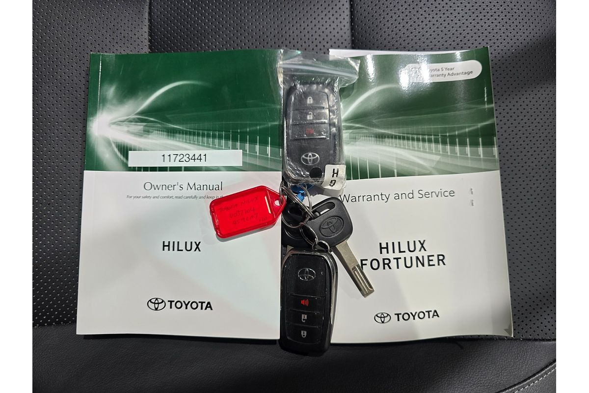 2024 Toyota Hilux Rogue 48V GUN126R 4X4