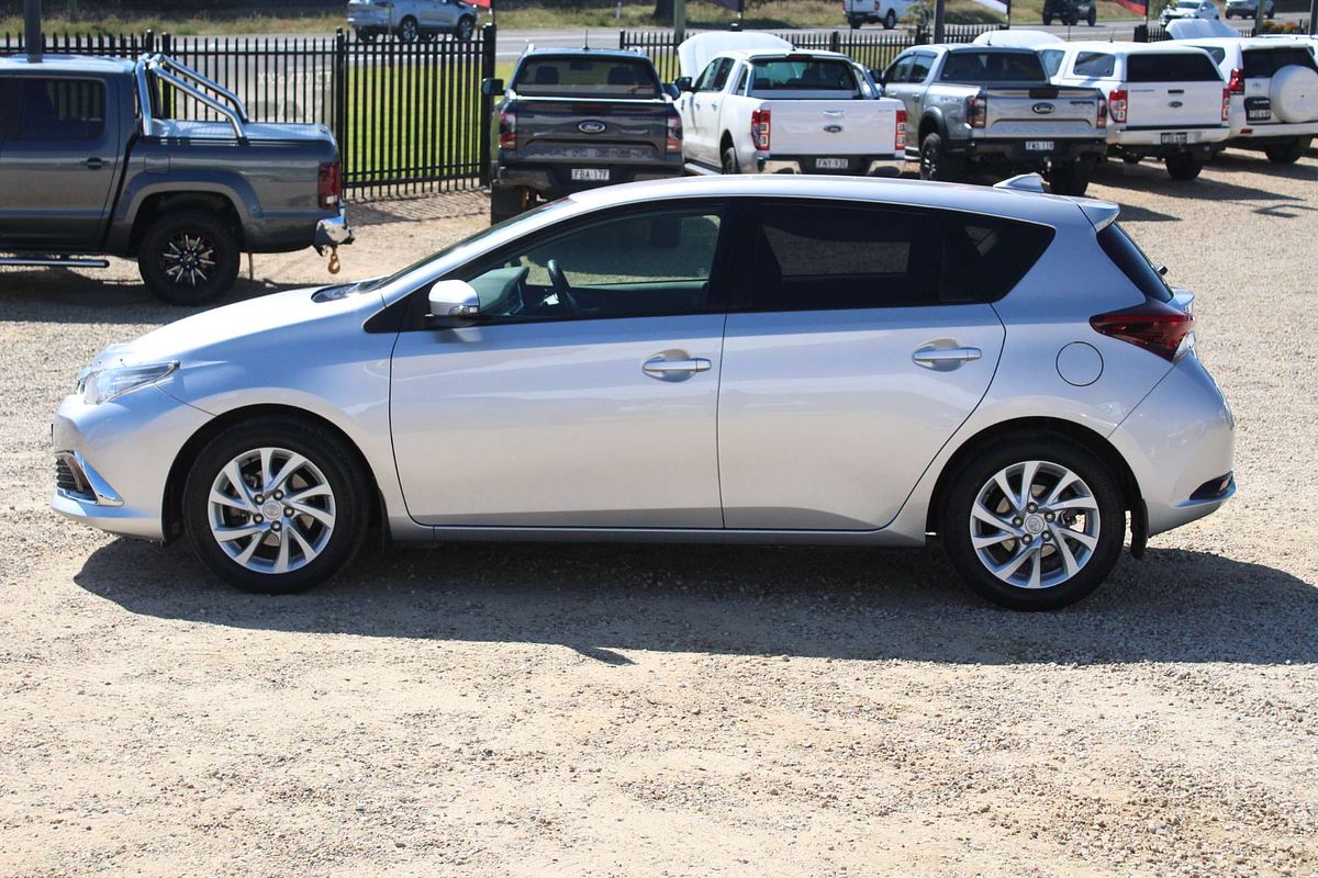 2017 Toyota Corolla Ascent Sport ZRE182R