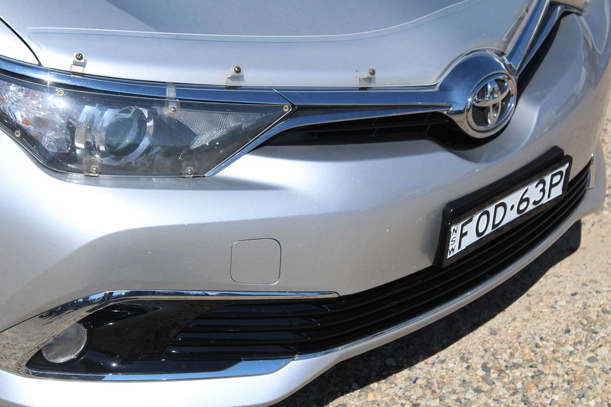 2017 Toyota Corolla Ascent Sport ZRE182R
