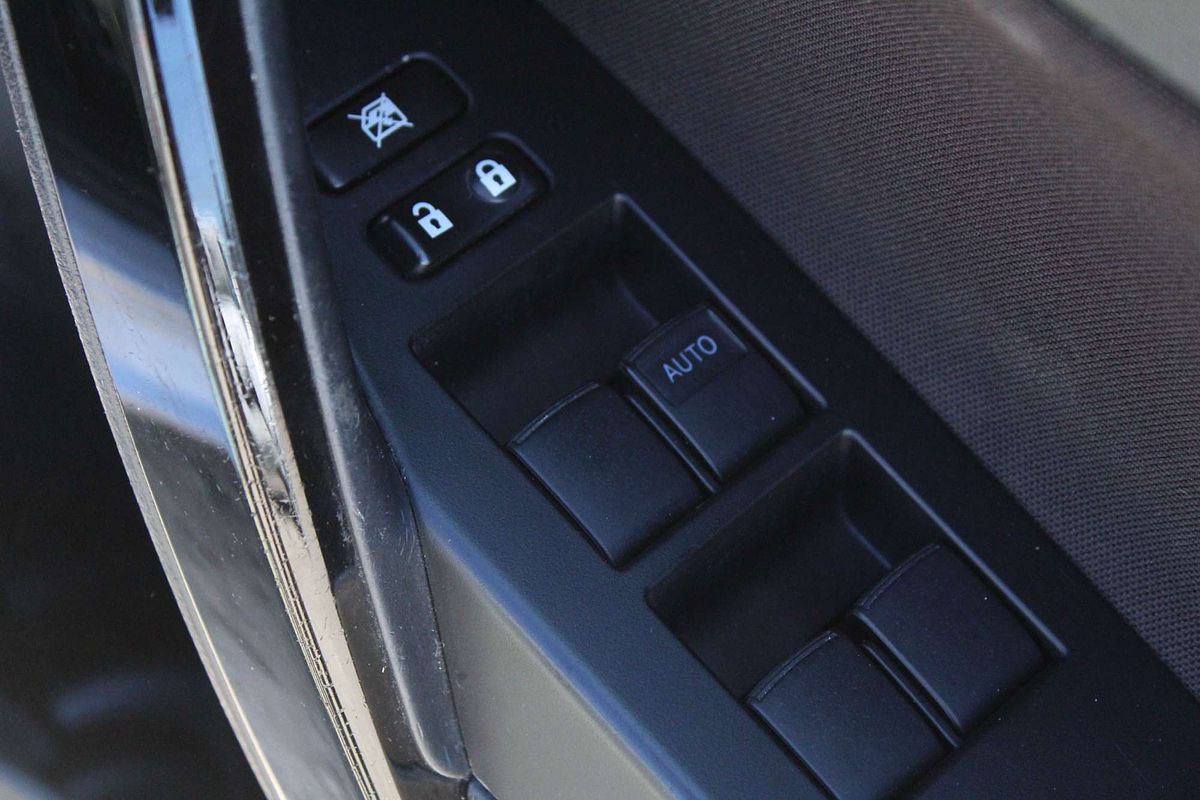 2017 Toyota Corolla Ascent Sport ZRE182R