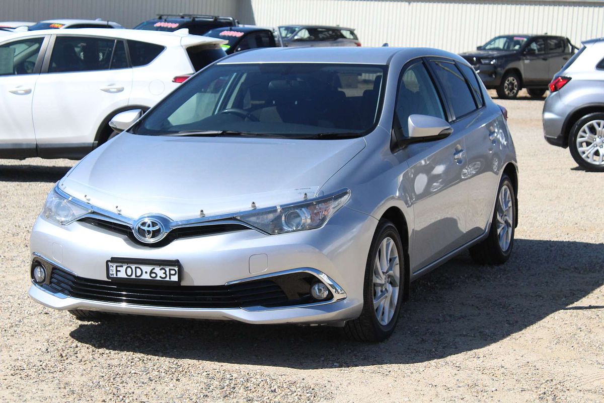 2017 Toyota Corolla Ascent Sport ZRE182R