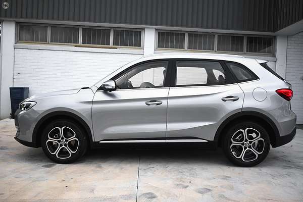 2025 MG ZS Essence ZS32