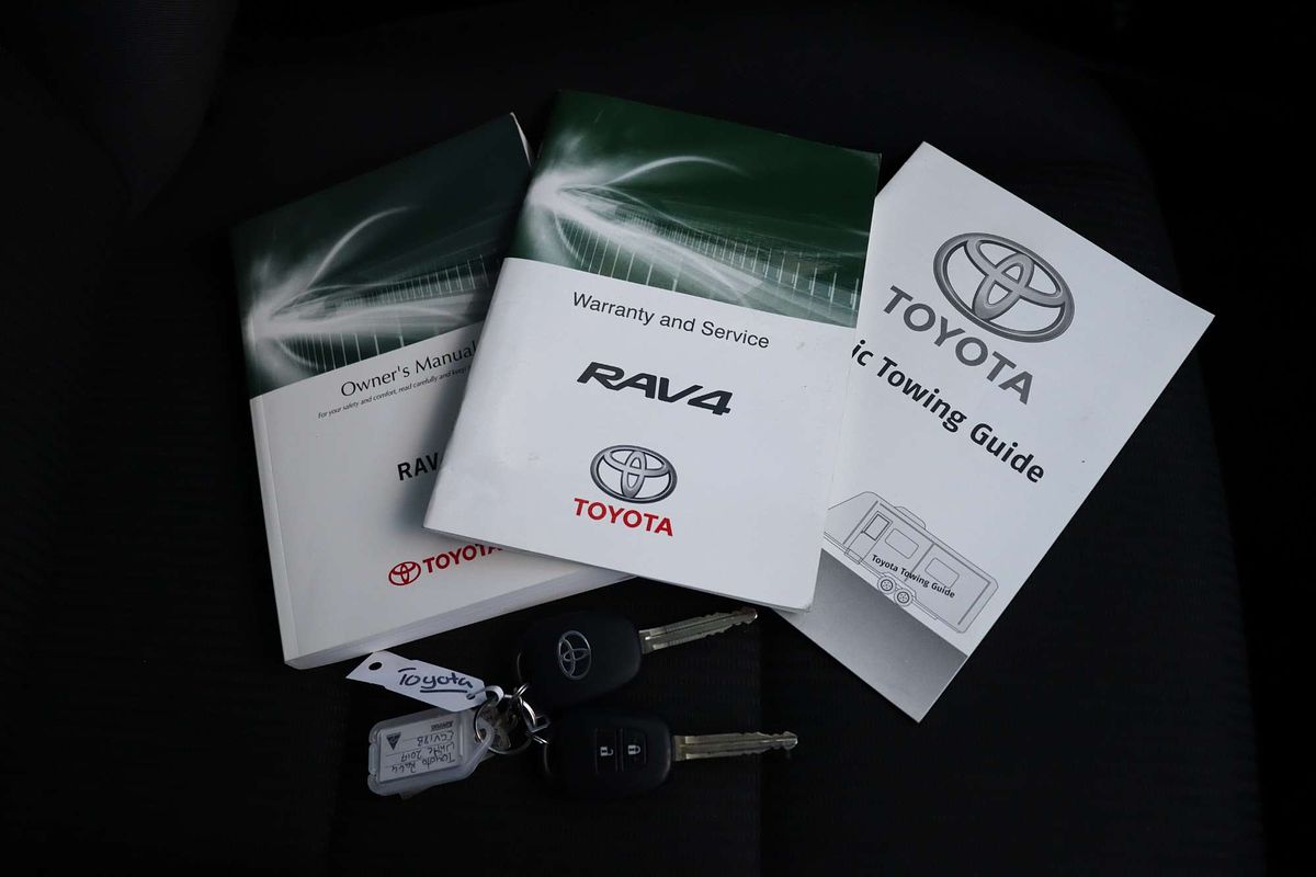 2017 Toyota RAV4 GX ASA44R