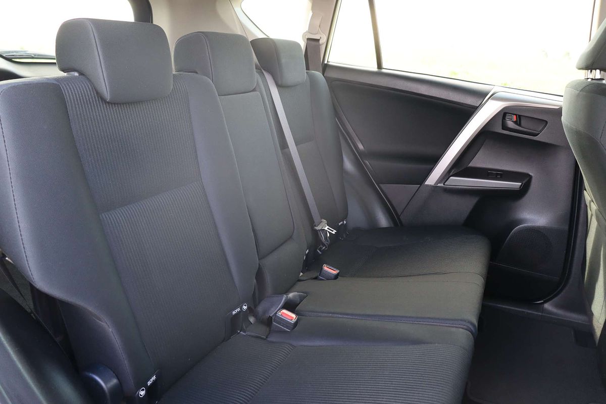 2017 Toyota RAV4 GX ASA44R