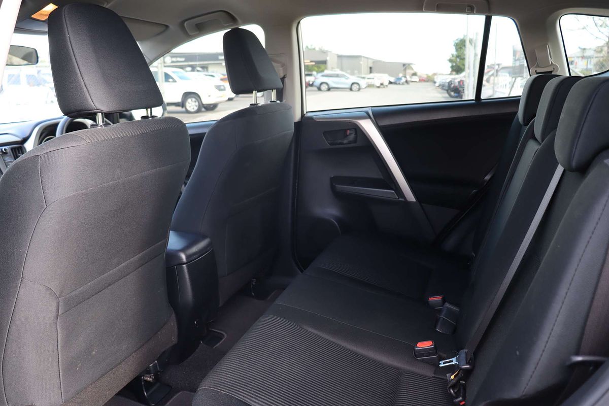 2017 Toyota RAV4 GX ASA44R