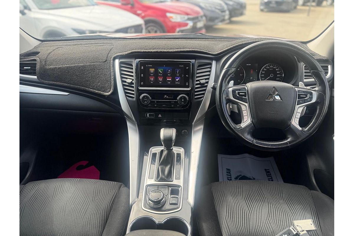 2016 Mitsubishi Pajero Sport GLX QE