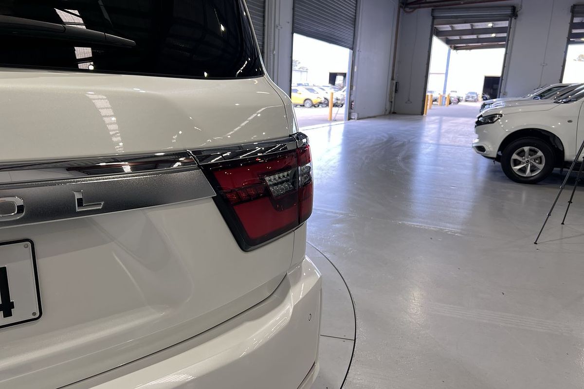 2022 Nissan Patrol Ti-L Y62