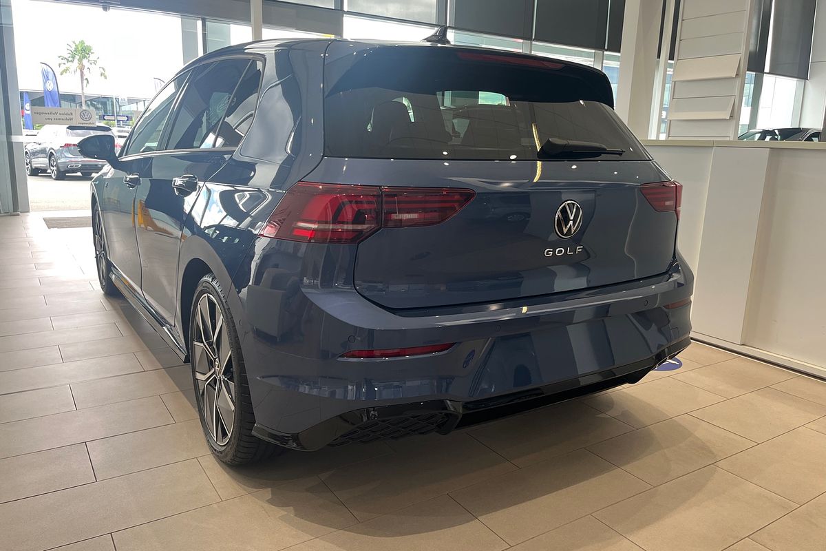 2025 Volkswagen Golf 110TSI R-Line 8.5