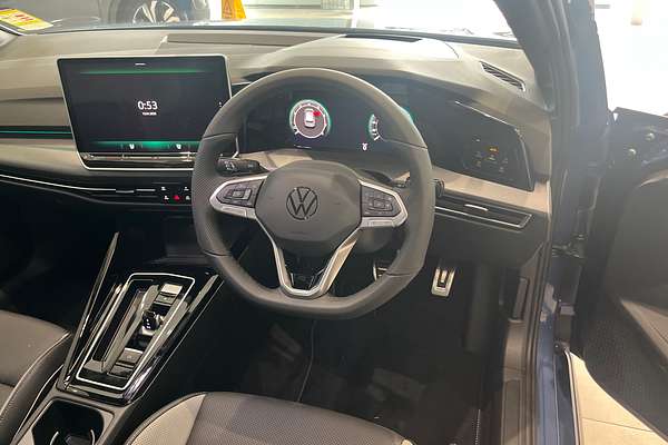 2025 Volkswagen Golf 110TSI R-Line 8.5