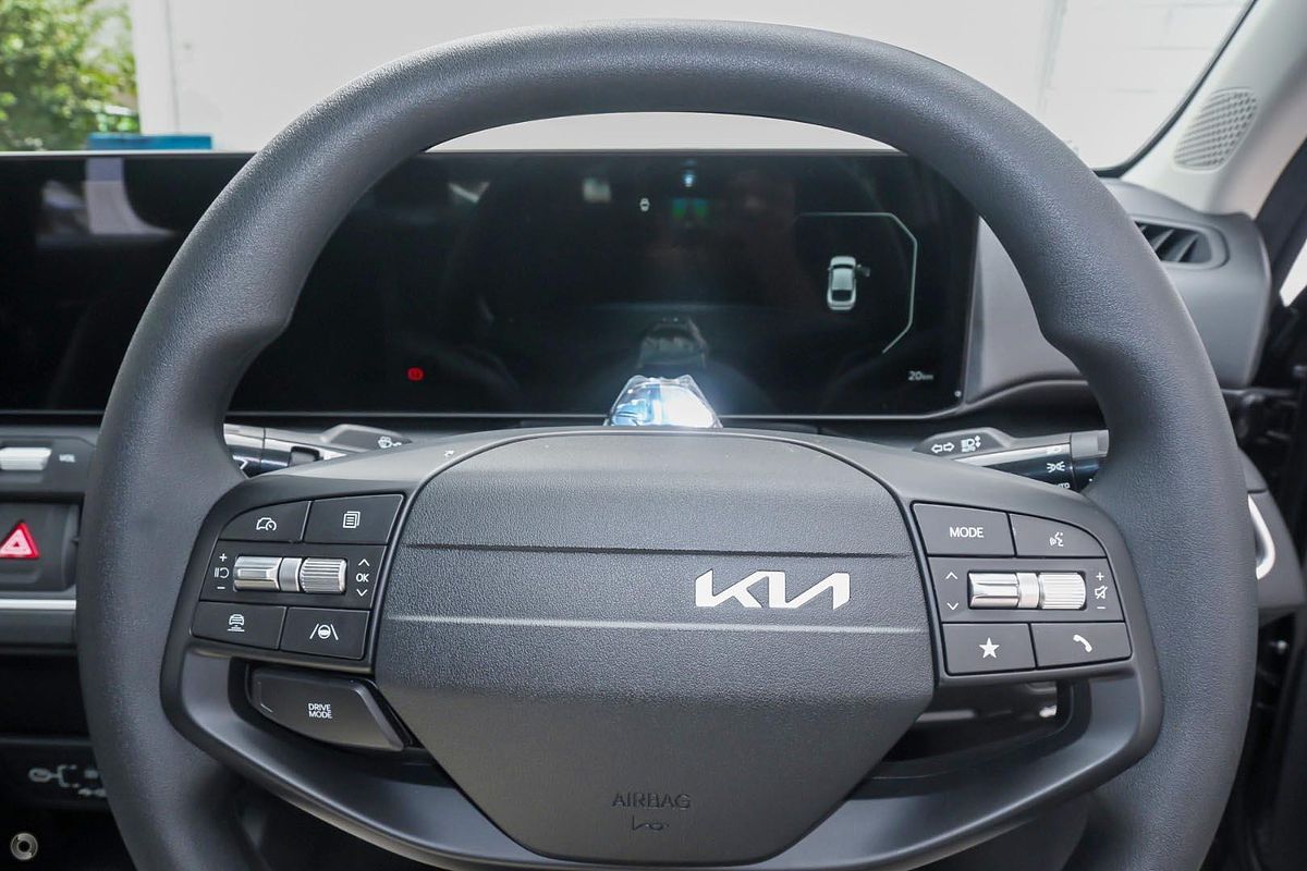 2025 Kia K4 Sport CL4m