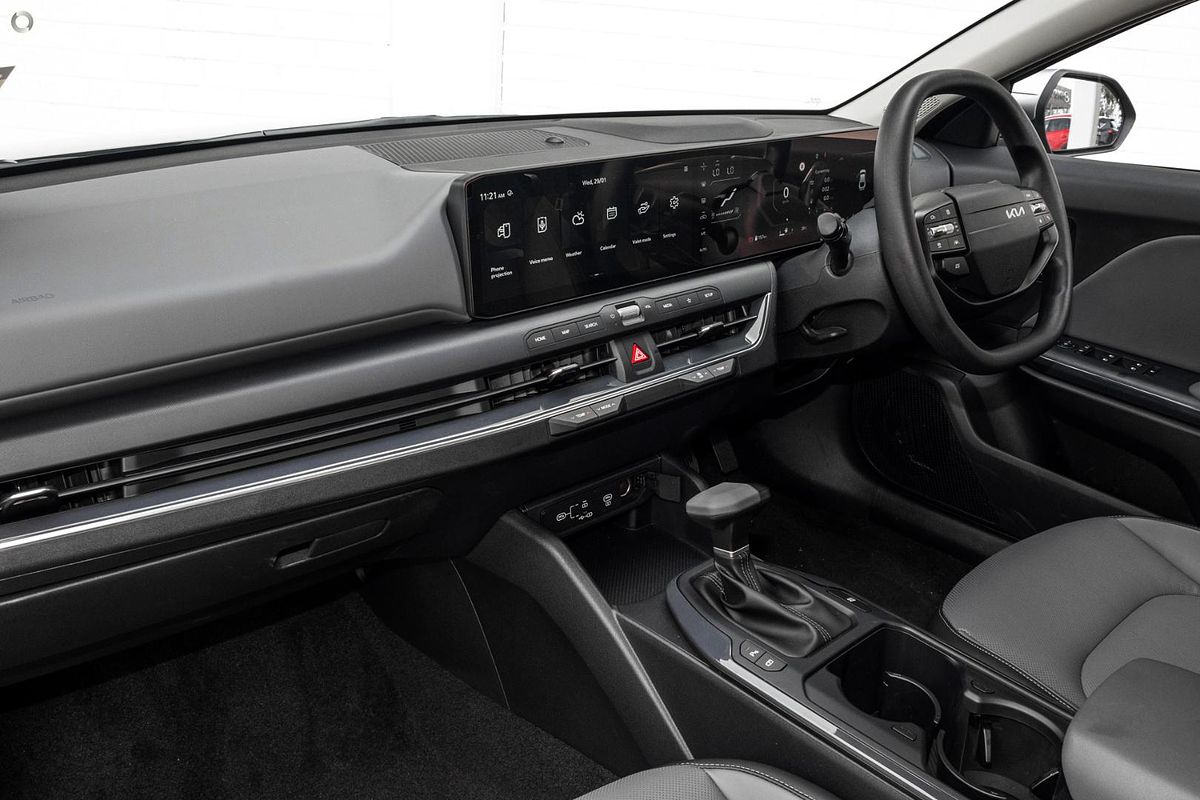 2025 Kia K4 Sport+ CL4m