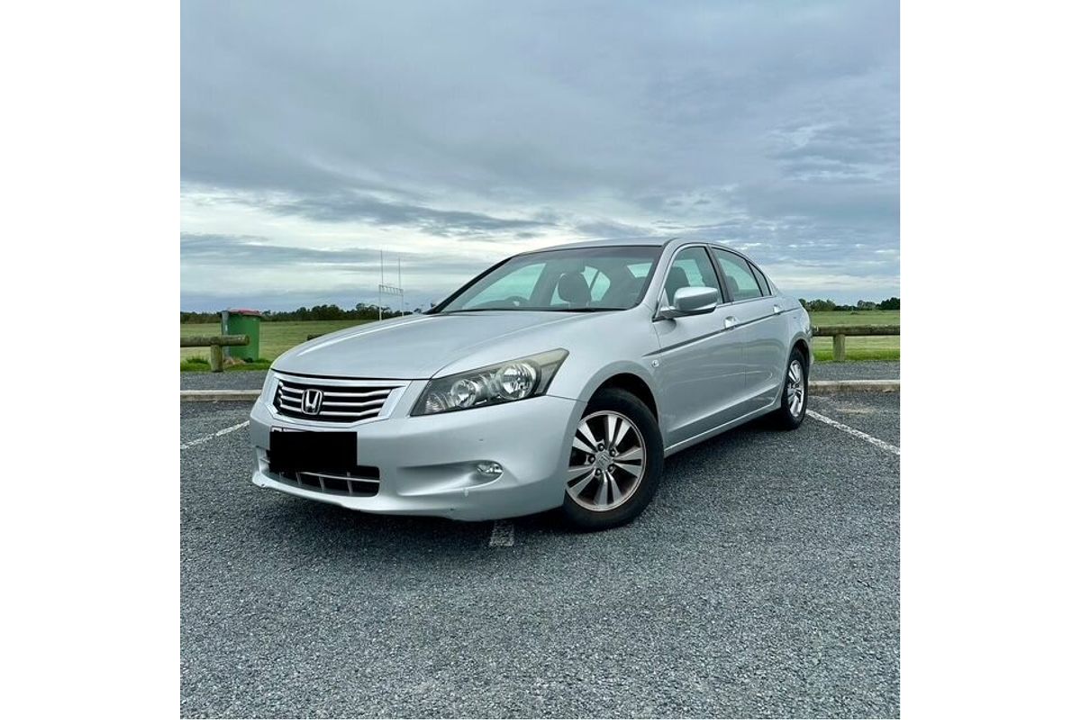 2009 Honda Accord Euro 10