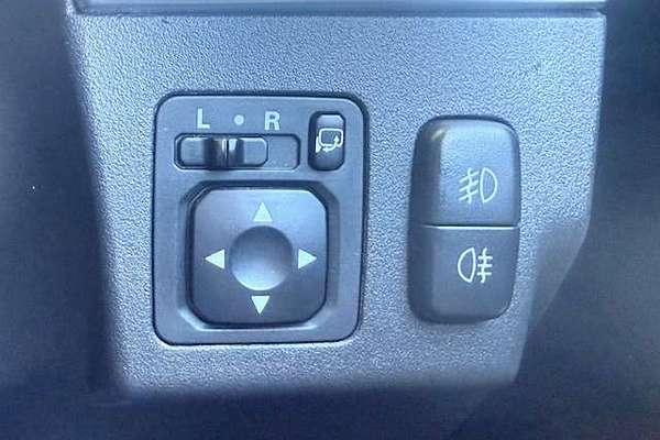 2017 Mitsubishi Pajero GLX NX