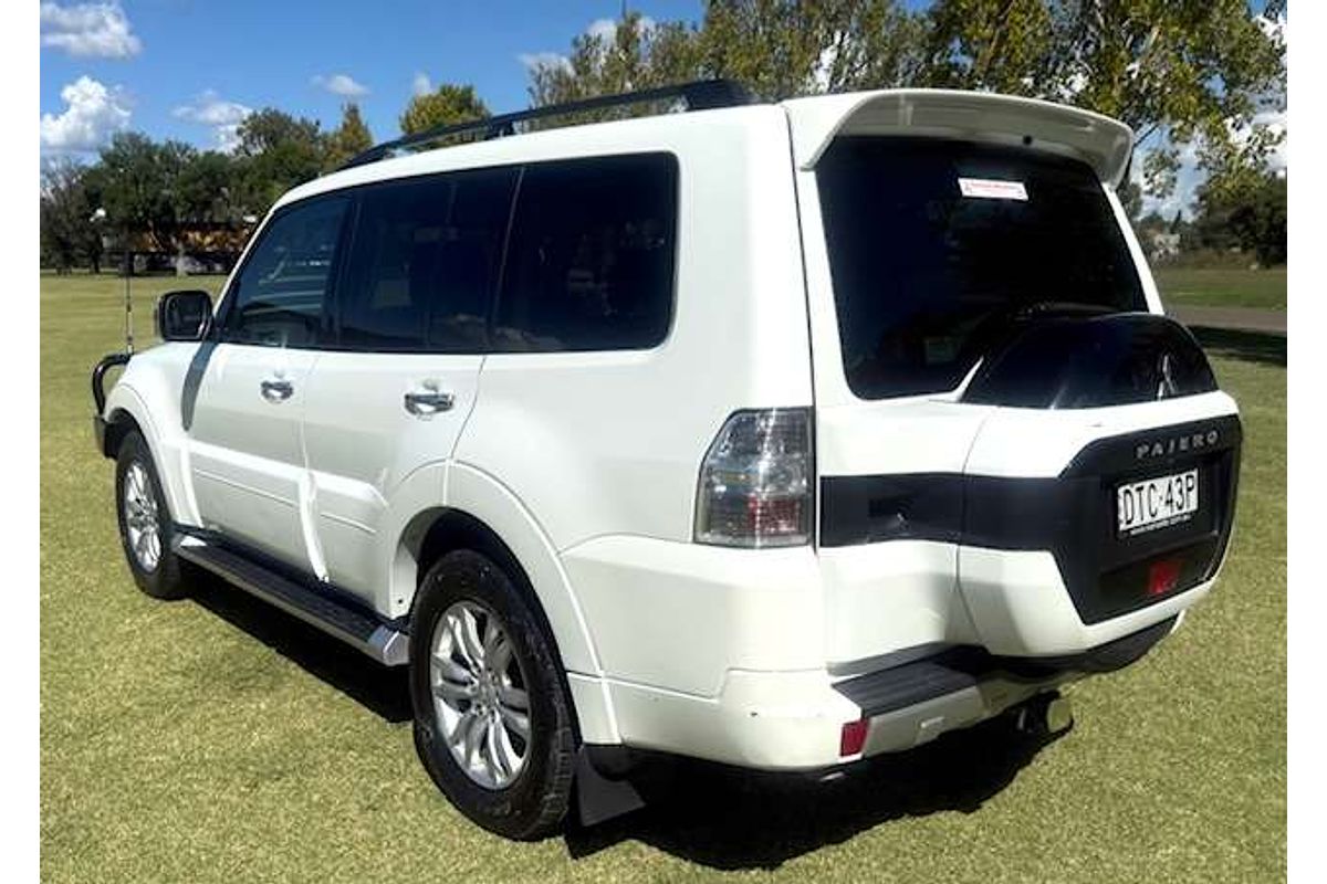 2017 Mitsubishi Pajero GLX NX