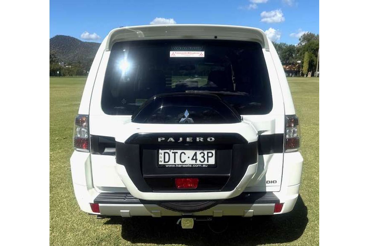 2017 Mitsubishi Pajero GLX NX