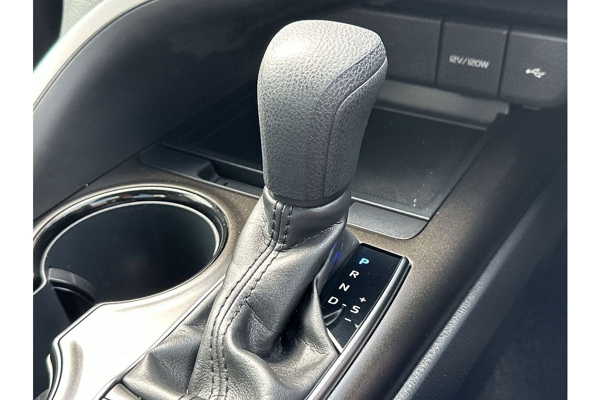 2022 Toyota Camry Ascent AXVH70R