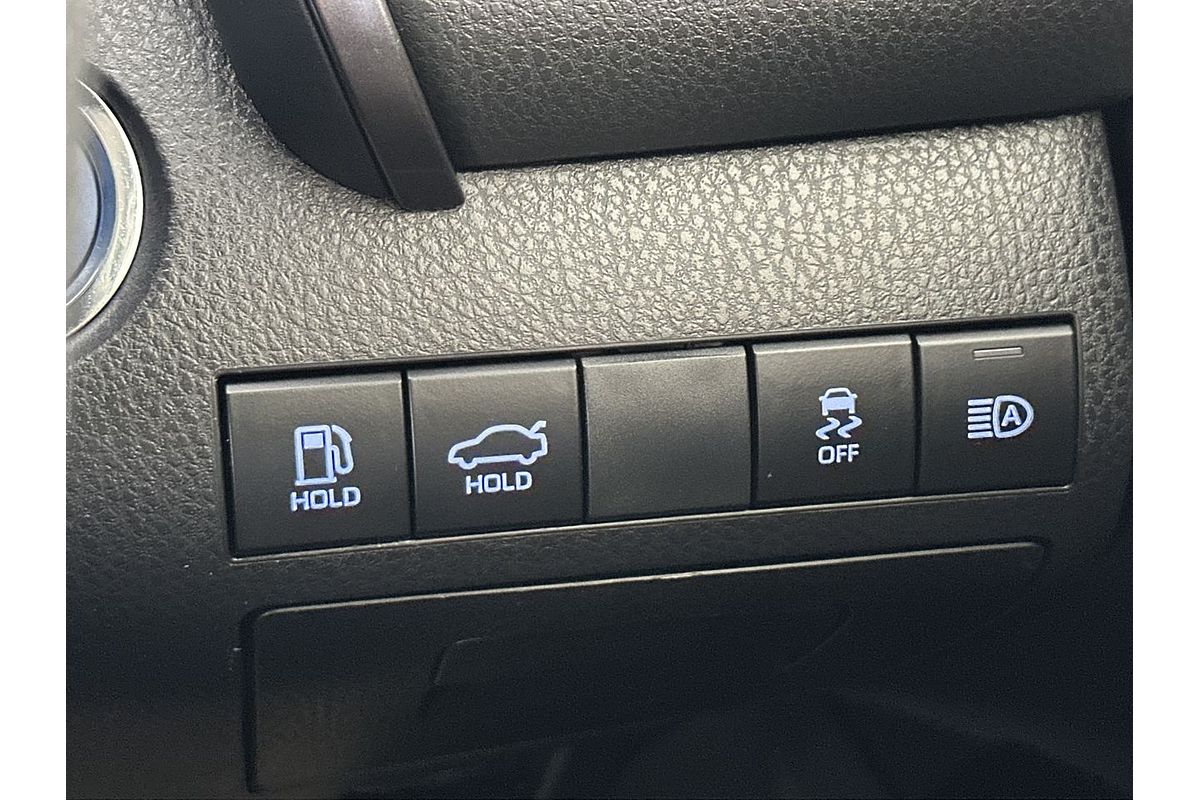 2022 Toyota Camry Ascent AXVH70R