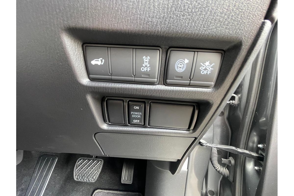 2024 Nissan Patrol Ti-L Y62