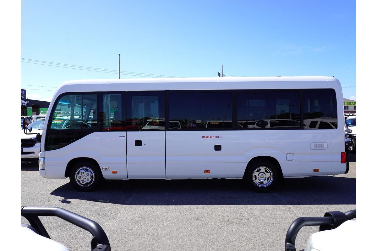 2018 Toyota Coaster Deluxe XZB70R