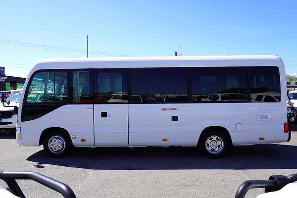 2018 Toyota Coaster Deluxe XZB70R