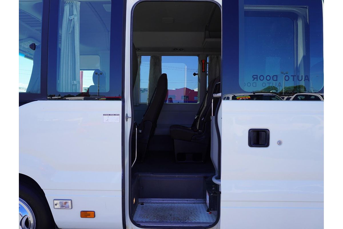 2018 Toyota Coaster Deluxe XZB70R