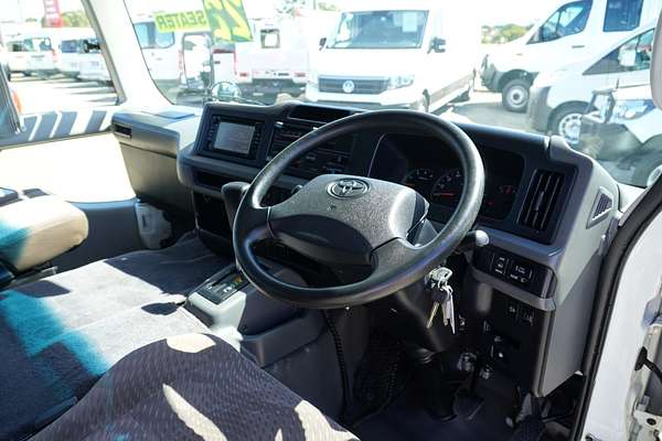 2018 Toyota Coaster Deluxe XZB70R