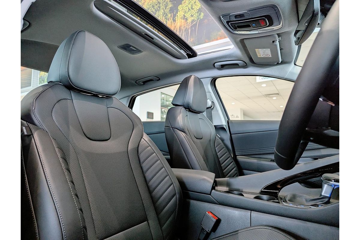 2025 Hyundai i30 Premium CN7.V2