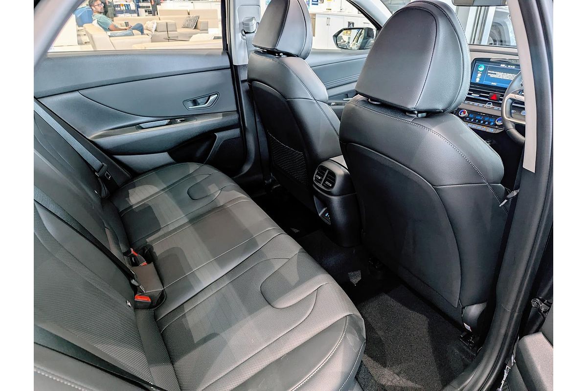 2025 Hyundai i30 Premium CN7.V2