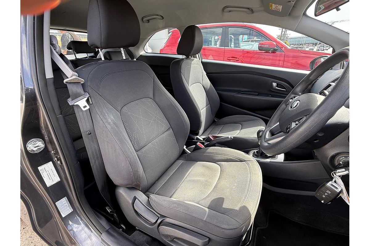 2012 Kia Rio S UB