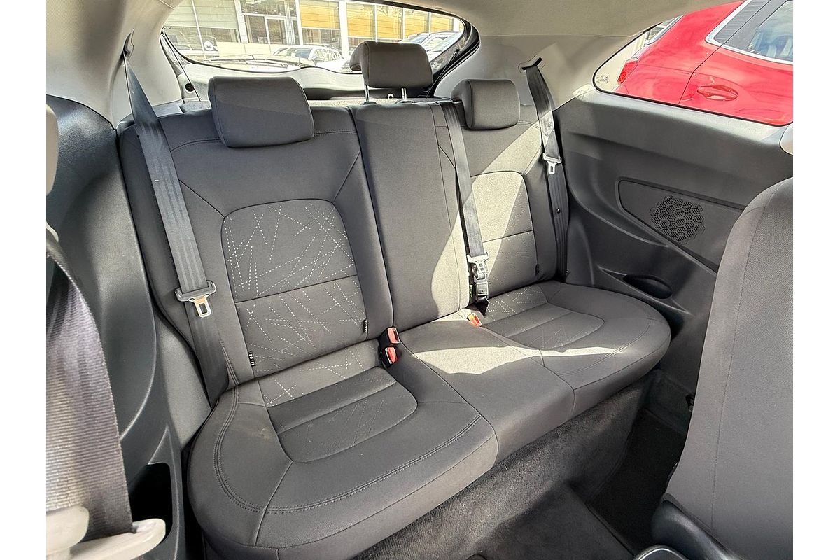 2012 Kia Rio S UB