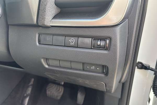 2025 Nissan QASHQAI ST-L J12