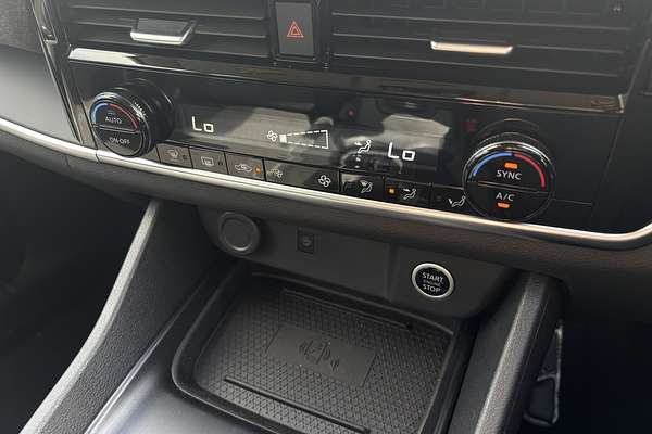 2025 Nissan QASHQAI ST-L J12