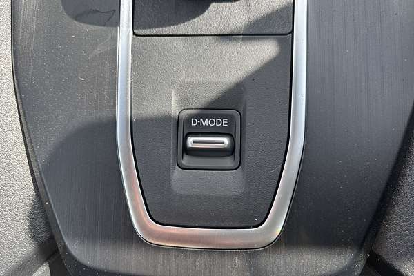 2025 Nissan QASHQAI ST-L J12