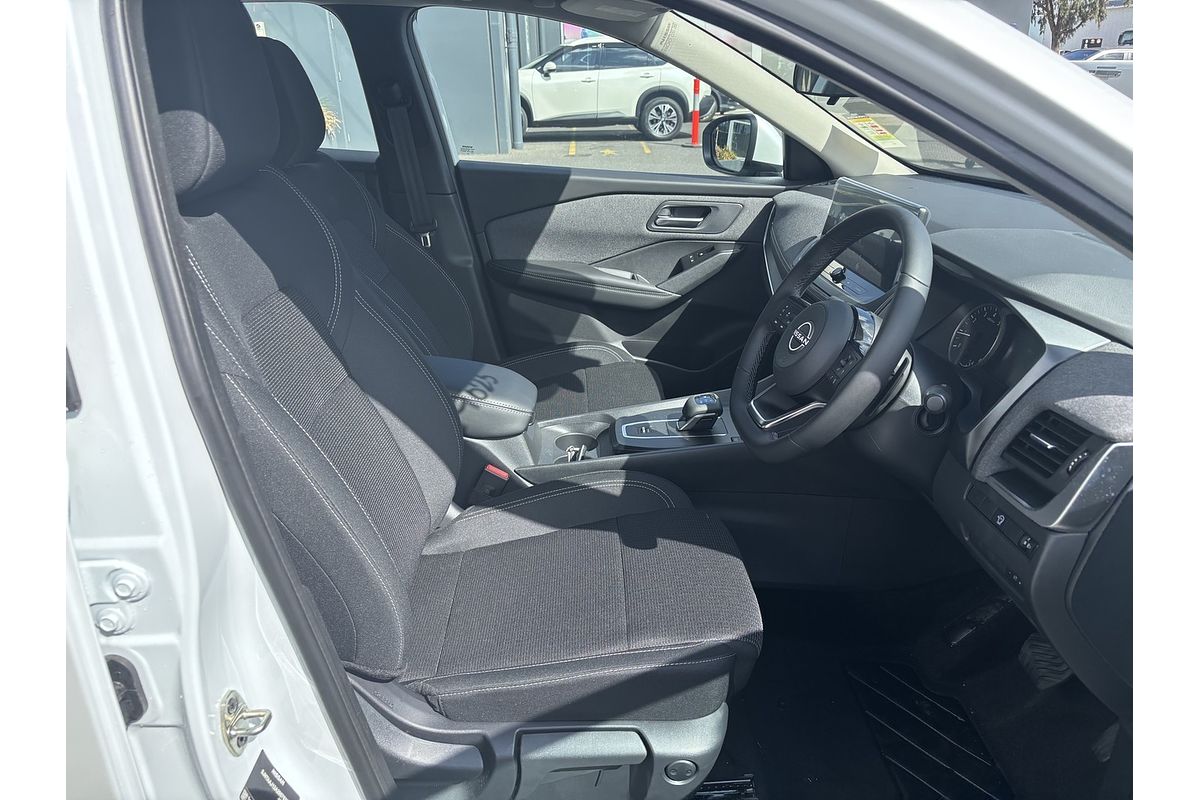 2025 Nissan QASHQAI ST-L J12