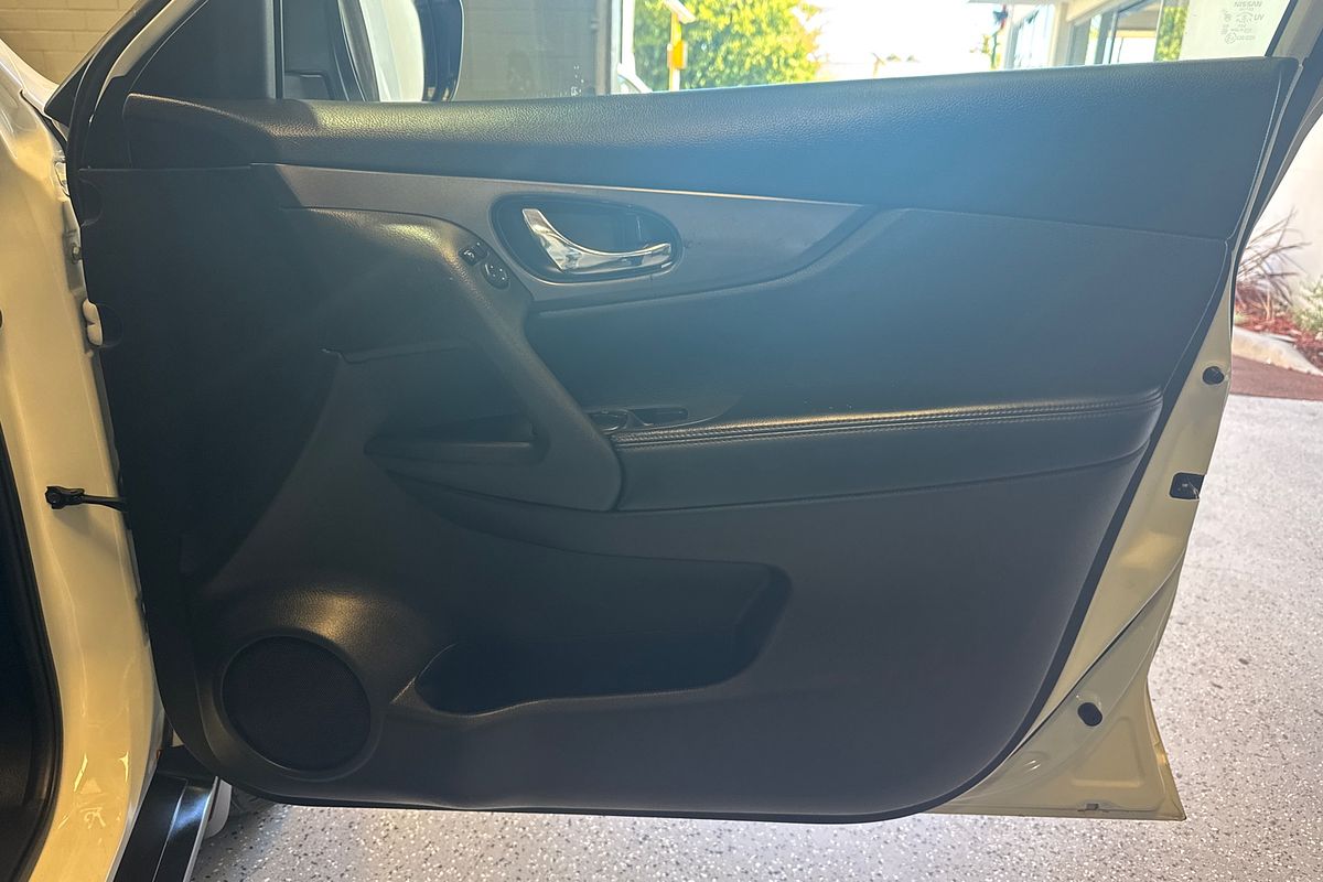 2016 Nissan X-TRAIL ST T32