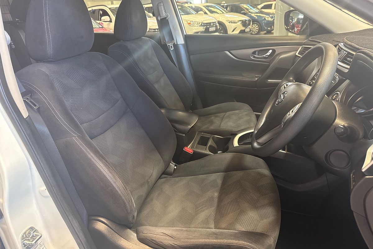 2016 Nissan X-TRAIL ST T32