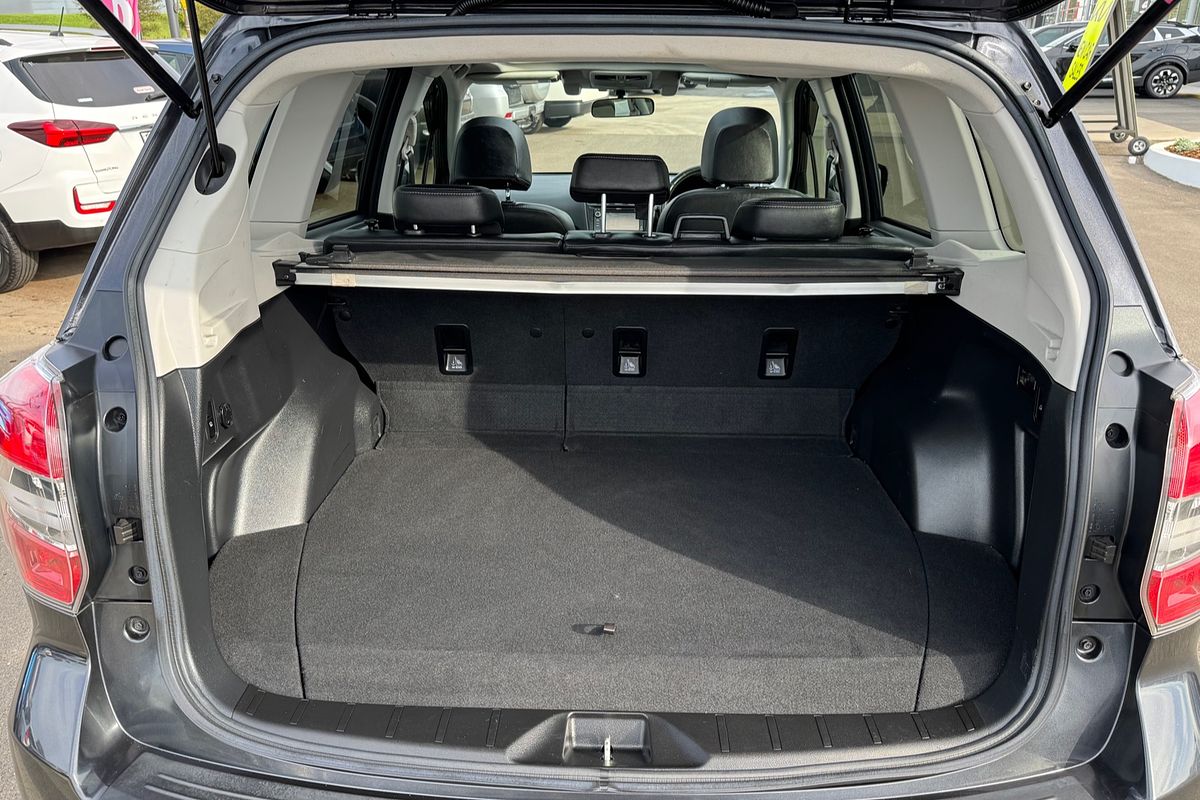 2014 Subaru Forester 2.5i-S S4