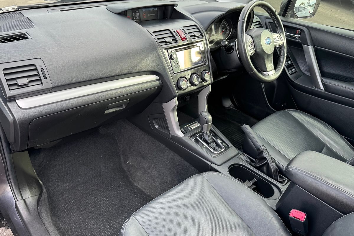 2014 Subaru Forester 2.5i-S S4