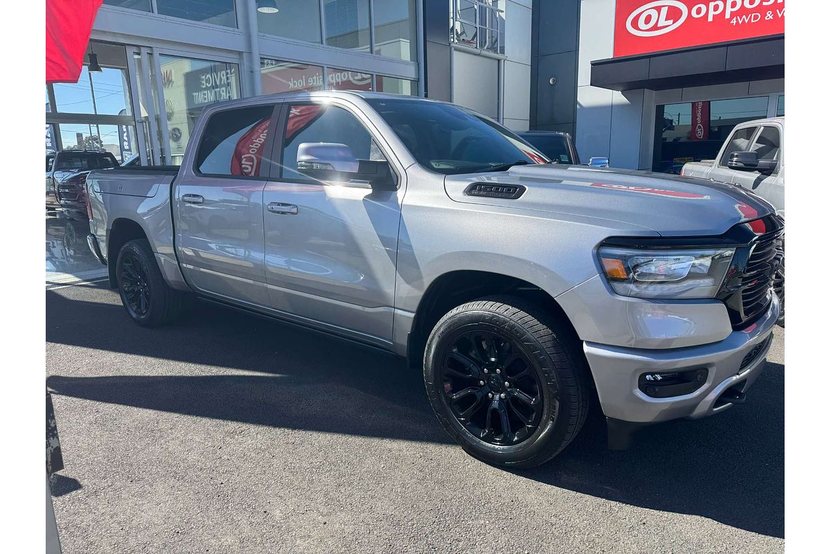 2024 RAM 1500 Laramie Sport RamBox DT 4X4 SWB