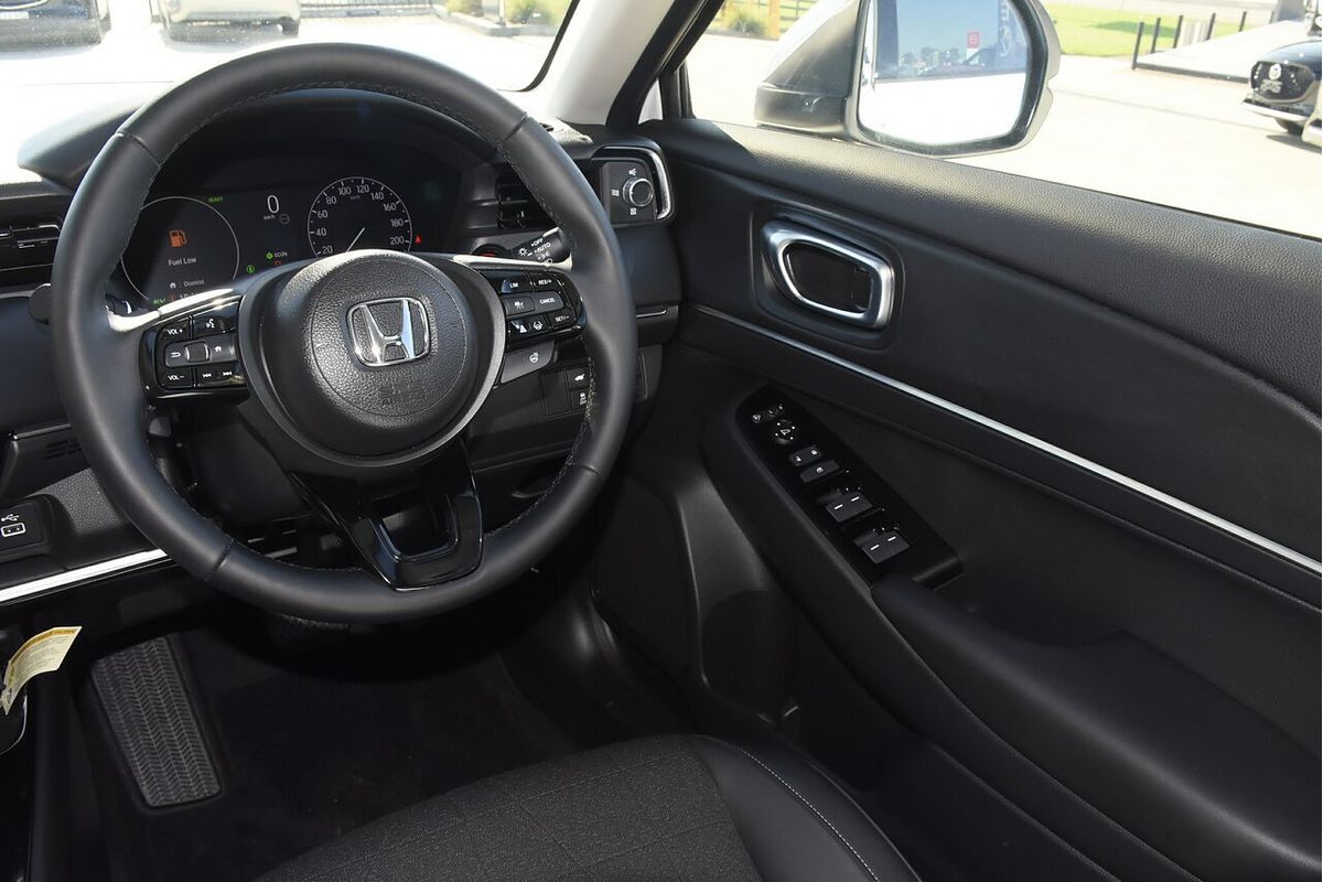 2024 Honda HR-V e:HEV L