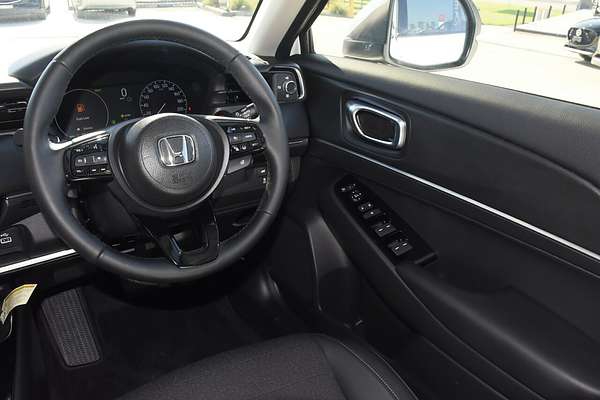 2024 Honda HR-V e:HEV L