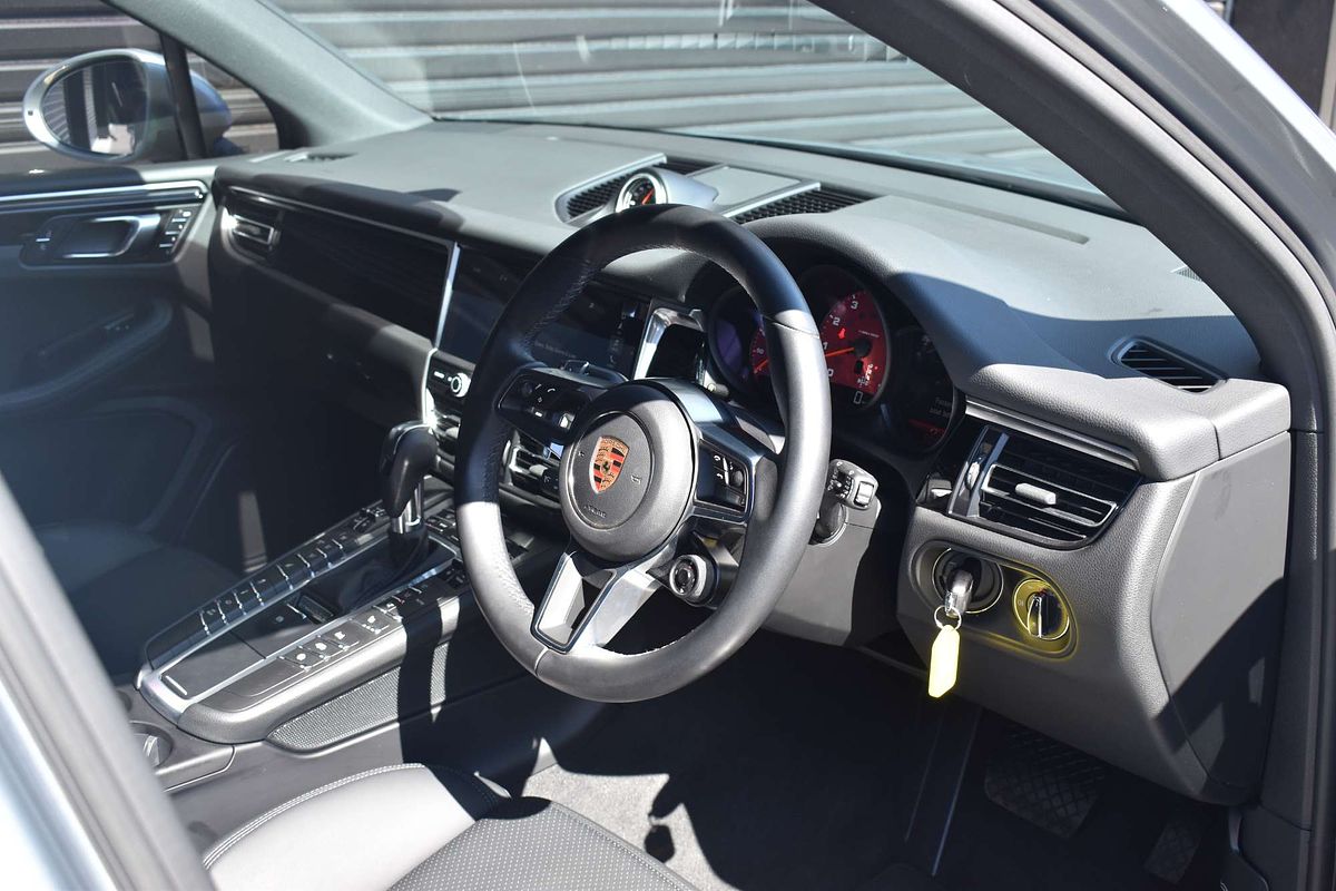 2019 Porsche Macan S 95B