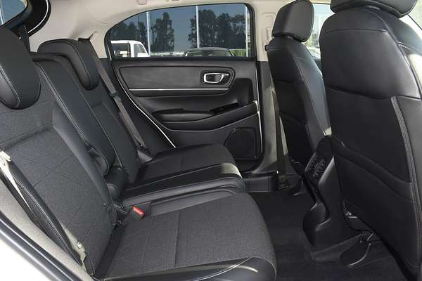 2024 Honda HR-V e:HEV L