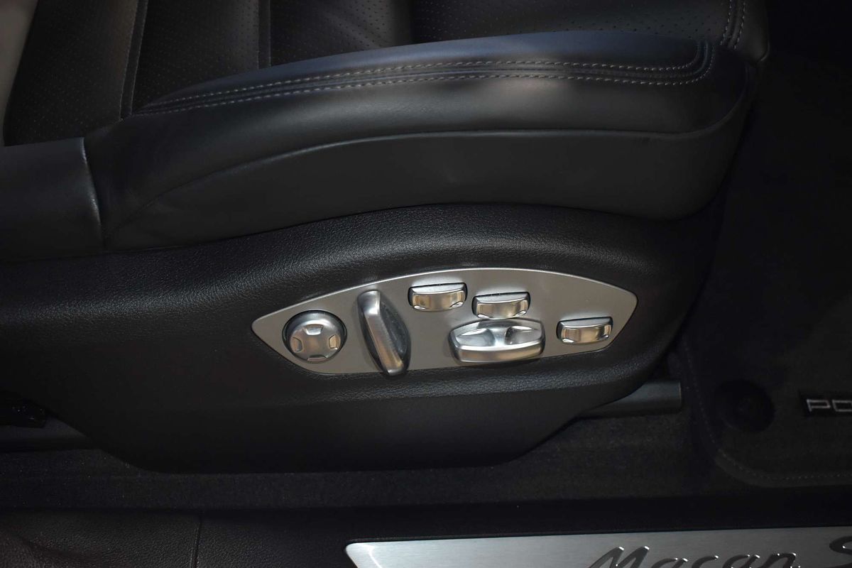 2019 Porsche Macan S 95B