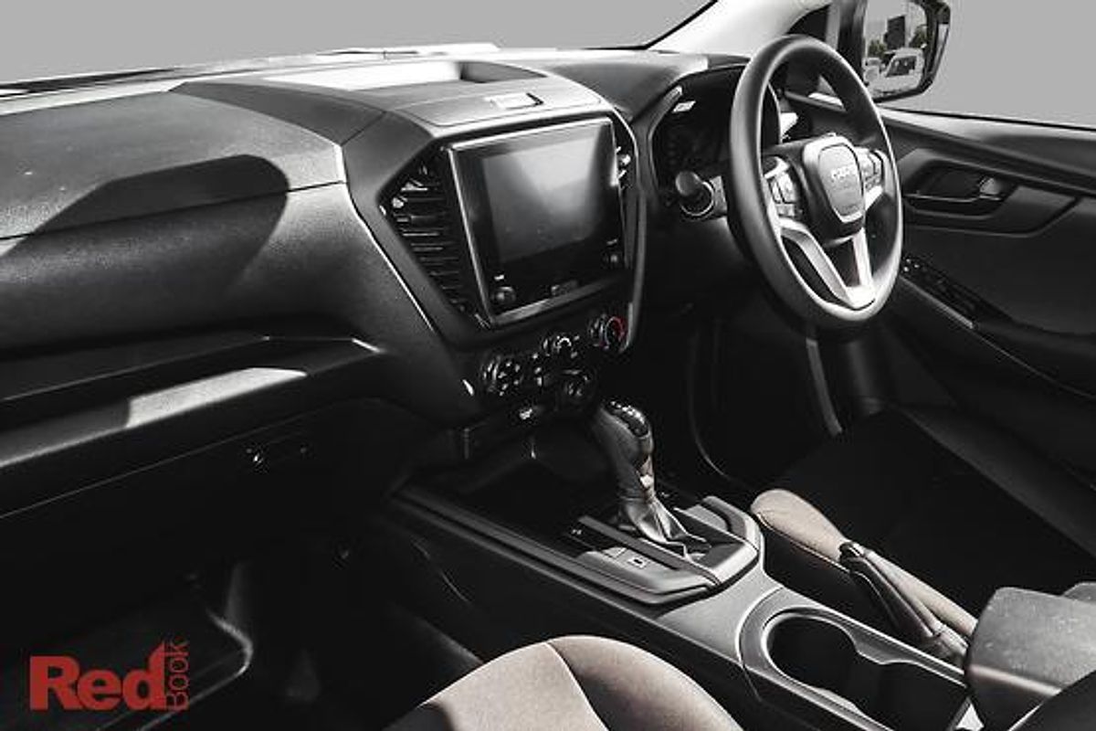 2025 Isuzu D-MAX SX 4X4