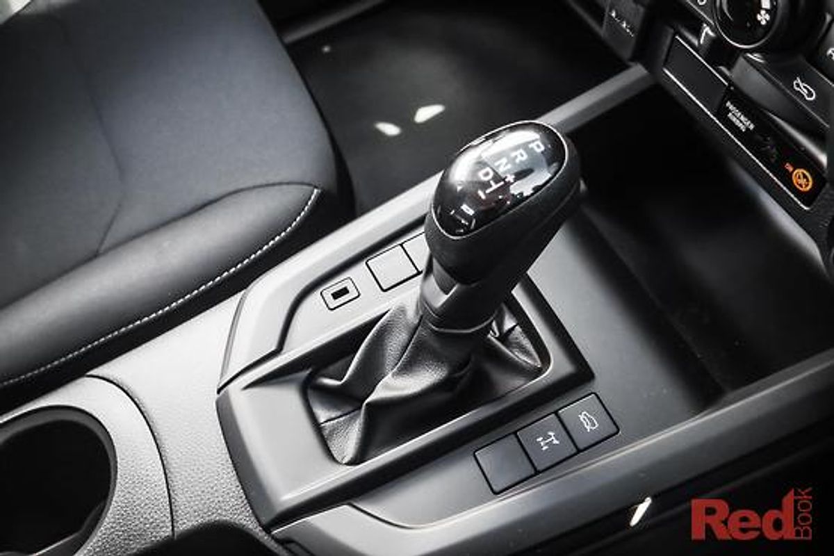 2025 Isuzu D-MAX SX 4X4