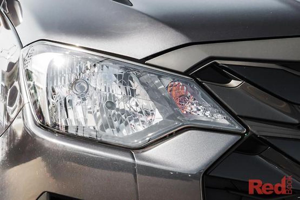 2025 Isuzu D-MAX SX 4X4