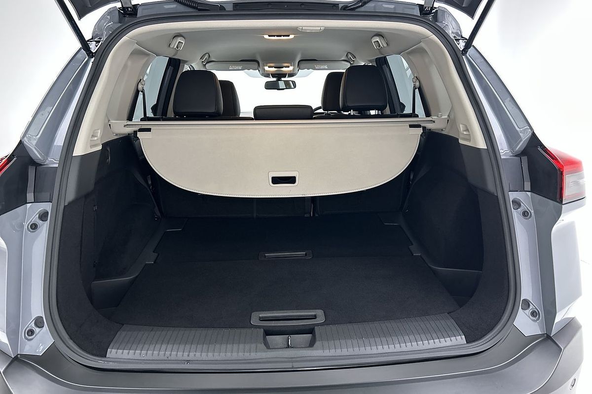 2023 Nissan X-TRAIL ST-L T33