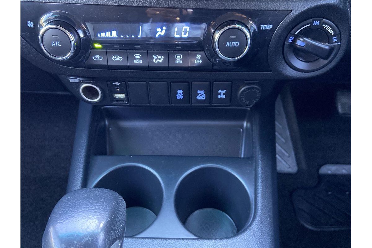 2017 Toyota Hilux SR5 GUN126R 4X4