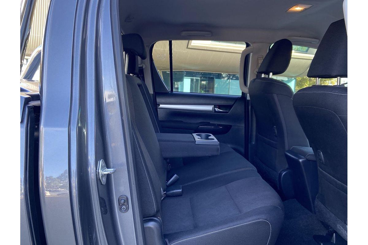 2017 Toyota Hilux SR5 GUN126R 4X4